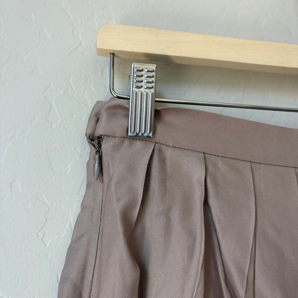 Aya Muse Opal Pleated Mini Skirt Taupe Side Zip Skirt Size Small - Picture 6 of 7